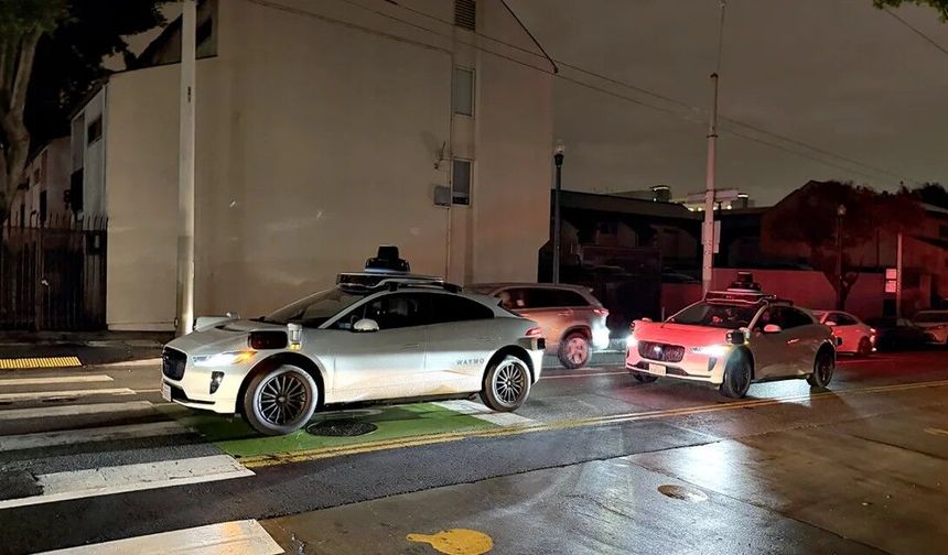 Sürücüsüz araçlara ceza dönemi: Polis artık ceza yazabilecek
