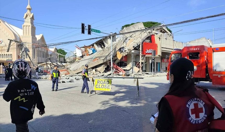 Filipinler'de büyük deprem