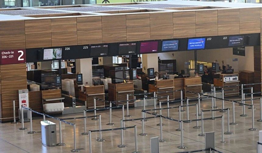 Hamburg Havalimanı'nda tüm kalkışlar durduruldu