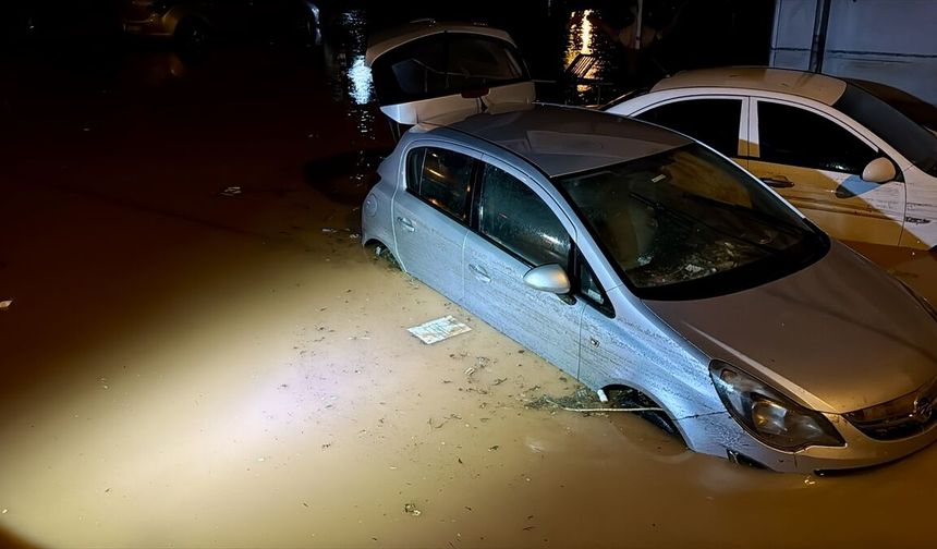 Kırşehir'i Haziran ortasında sağanak vurdu