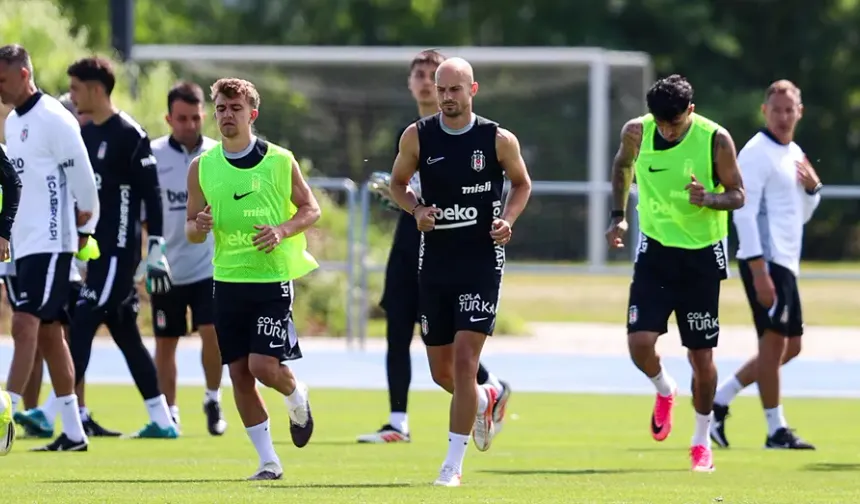 Beşiktaşlı Vaclav Cerny'den yeni kariyer kararı