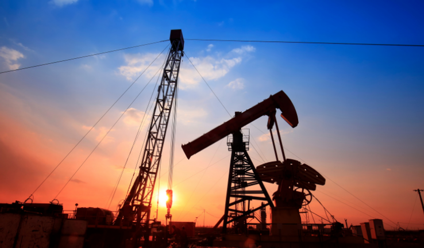 Hürmüz Boğazı'ndaki gerilim petrol fiyatını yükseltti!