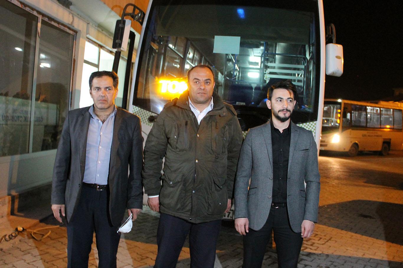 Bitlis’te Corona virüse karşı halk otobüsleri ve minibüsler dezenfekte ediliyor