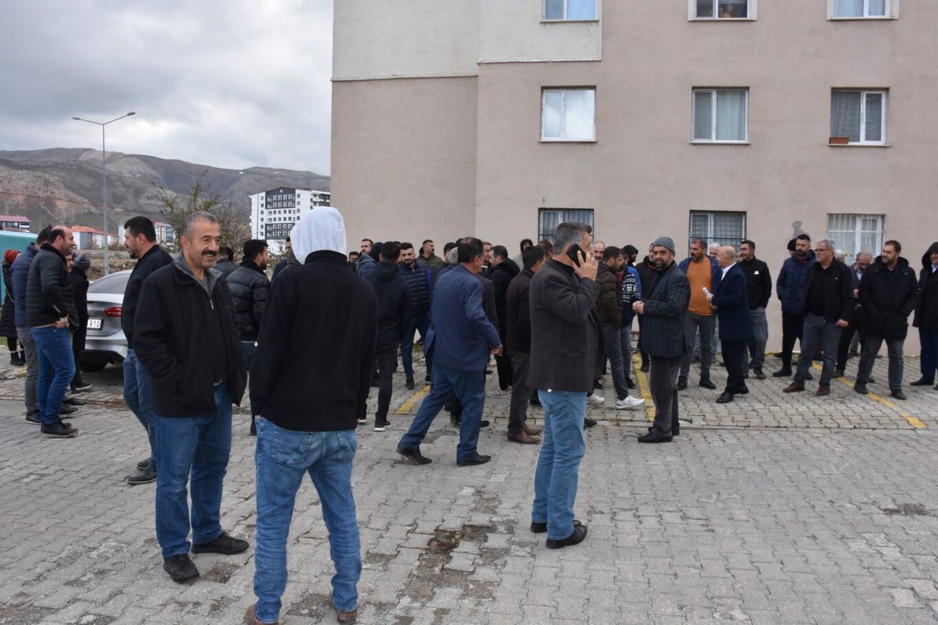 Bitlis'te TOKİ sakinleri artık sorunlarının çözülmesini istiyor
