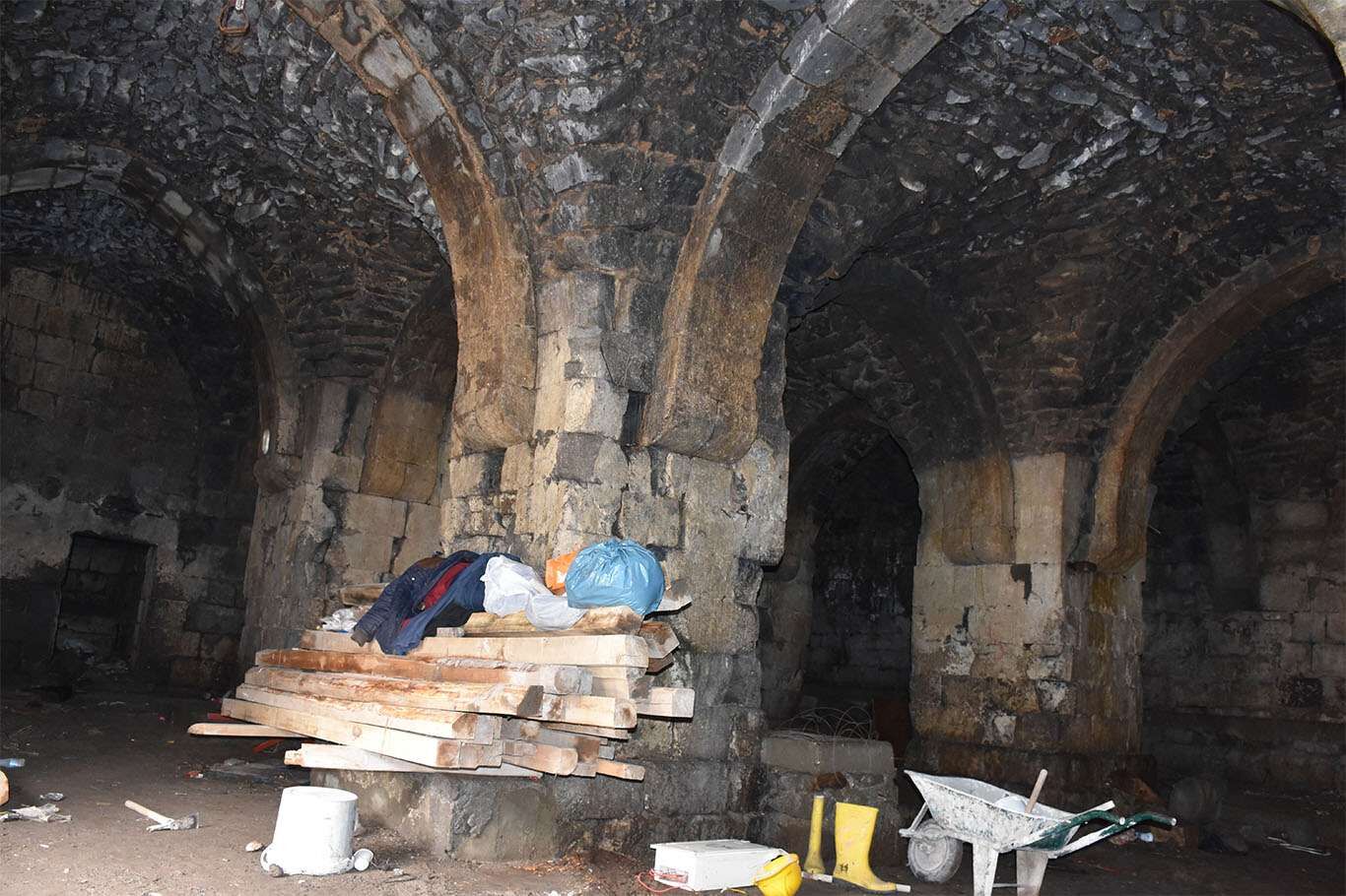 Bitlis’te tarihi Hatuniye Han’ın restorasyonuna başlandı