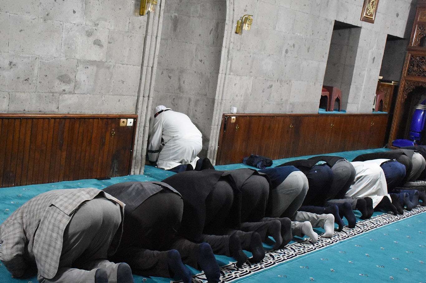 Bitlis’te hatimle teravih namazı geleneği sürdürülüyor