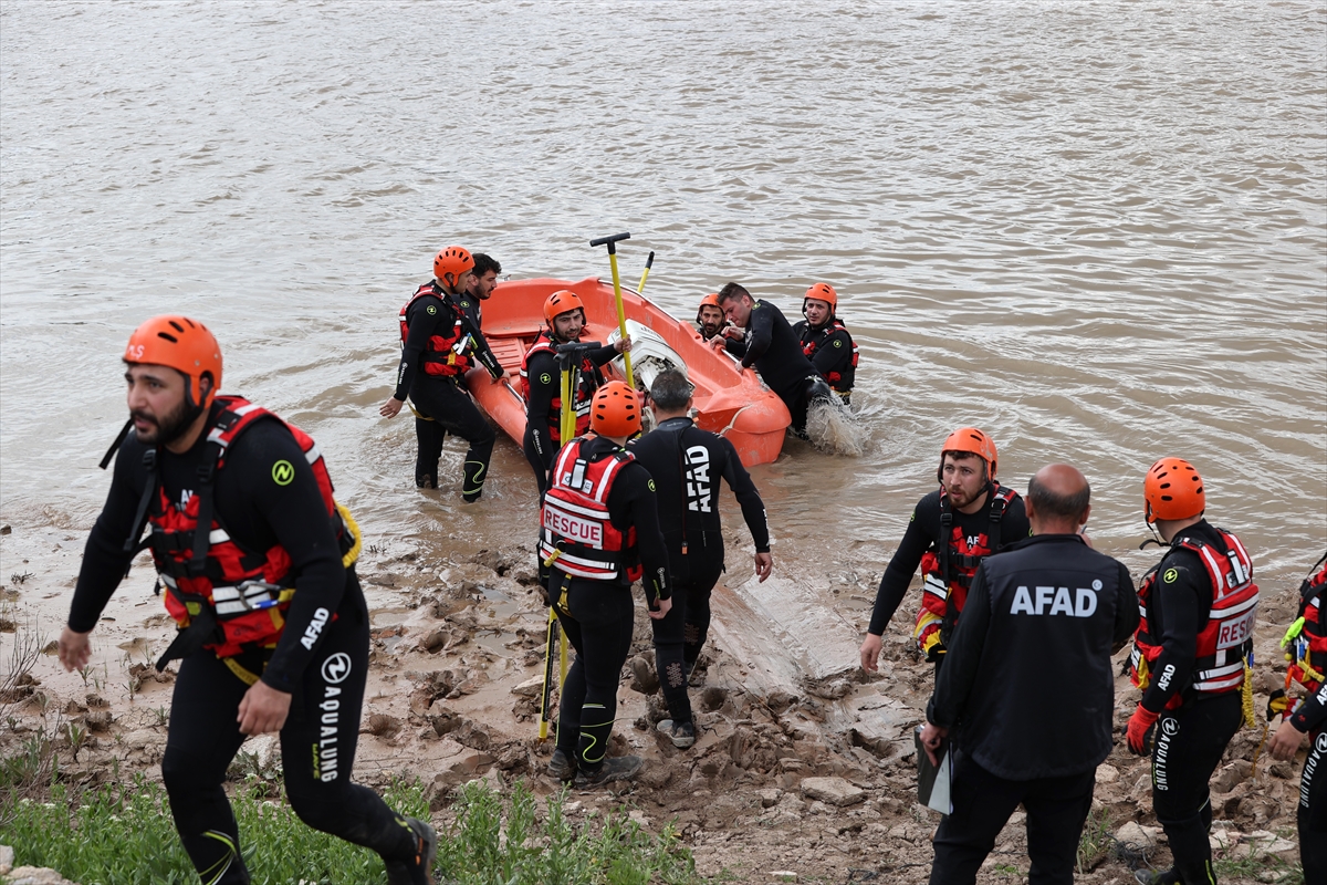 A A 20250508 37882194 37882190 A F A D K I Z I L I R M A K T A A R A M A K U R T A R M A T A T B I K A T I Y A P T I