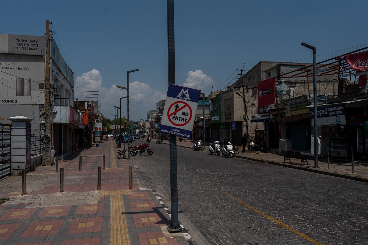 A A 20250510 37905039 37905030 H I N D I S T A N V E P A K I S T A N A R A S I N D A K I C A T I S M A T I R M A N I Y O R