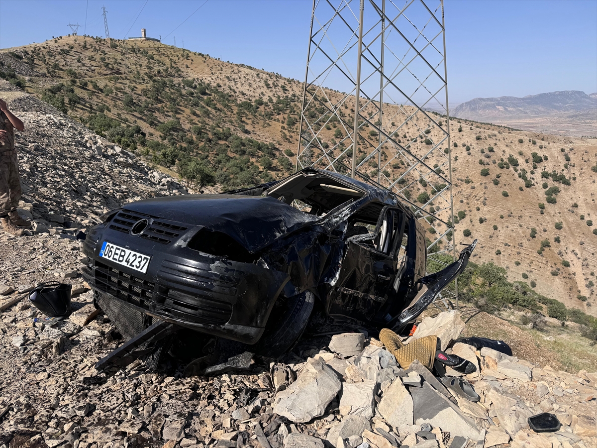 A A 20250524 38063074 38063072 S I R N A K T A S A R A M P O L E D E V R I L E N H A F I F T I C A R I A R A C T A K I 3 K I S I O L D U 3 K I S I Y A R A L A N D I