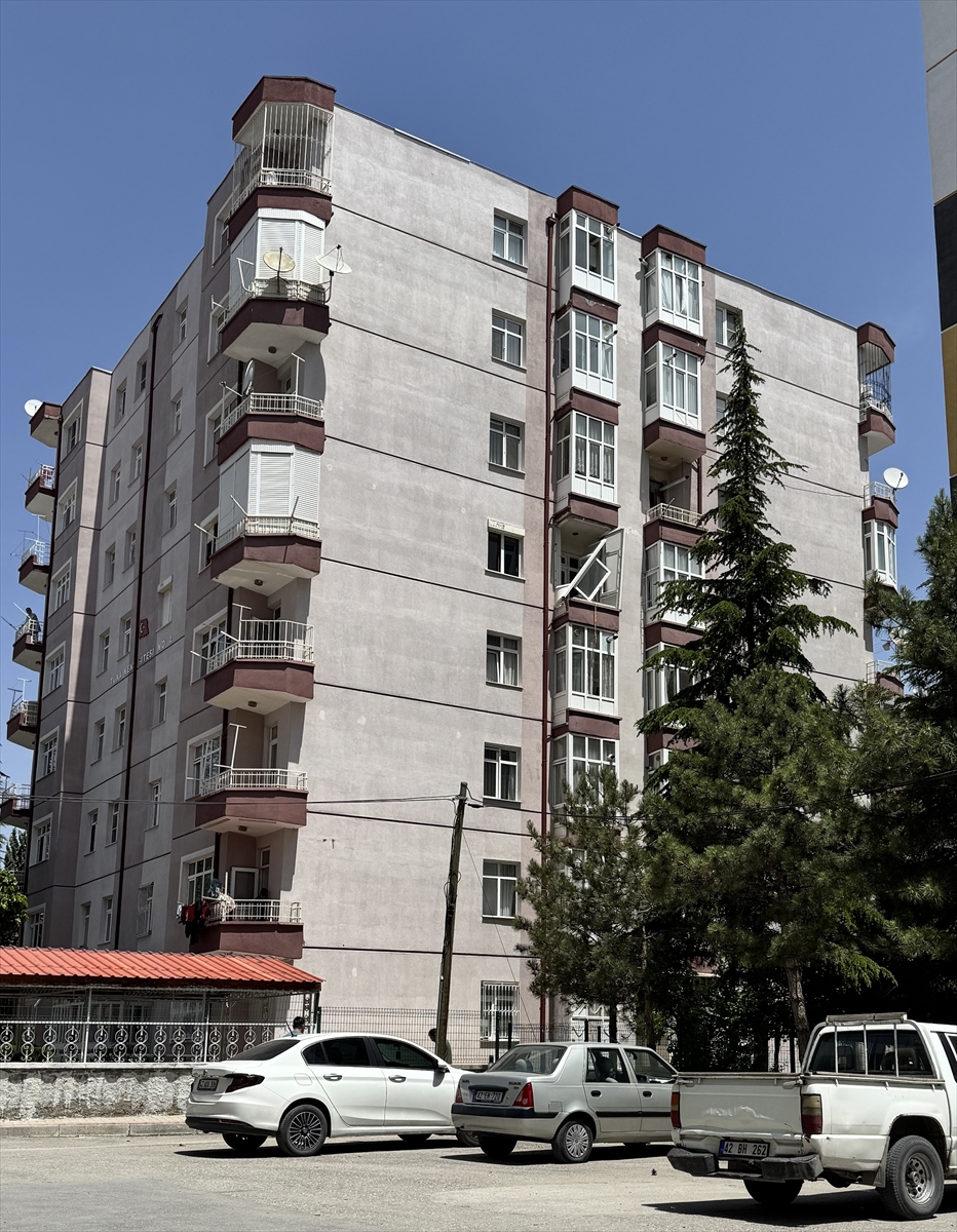 A A 20250524 38065640 38065639 K O N Y A D A G A Z S I K I S M A S I S O N U C U E V D E C I K A N P A T L A M A D A 1 K I S I Y A R A L A N D I