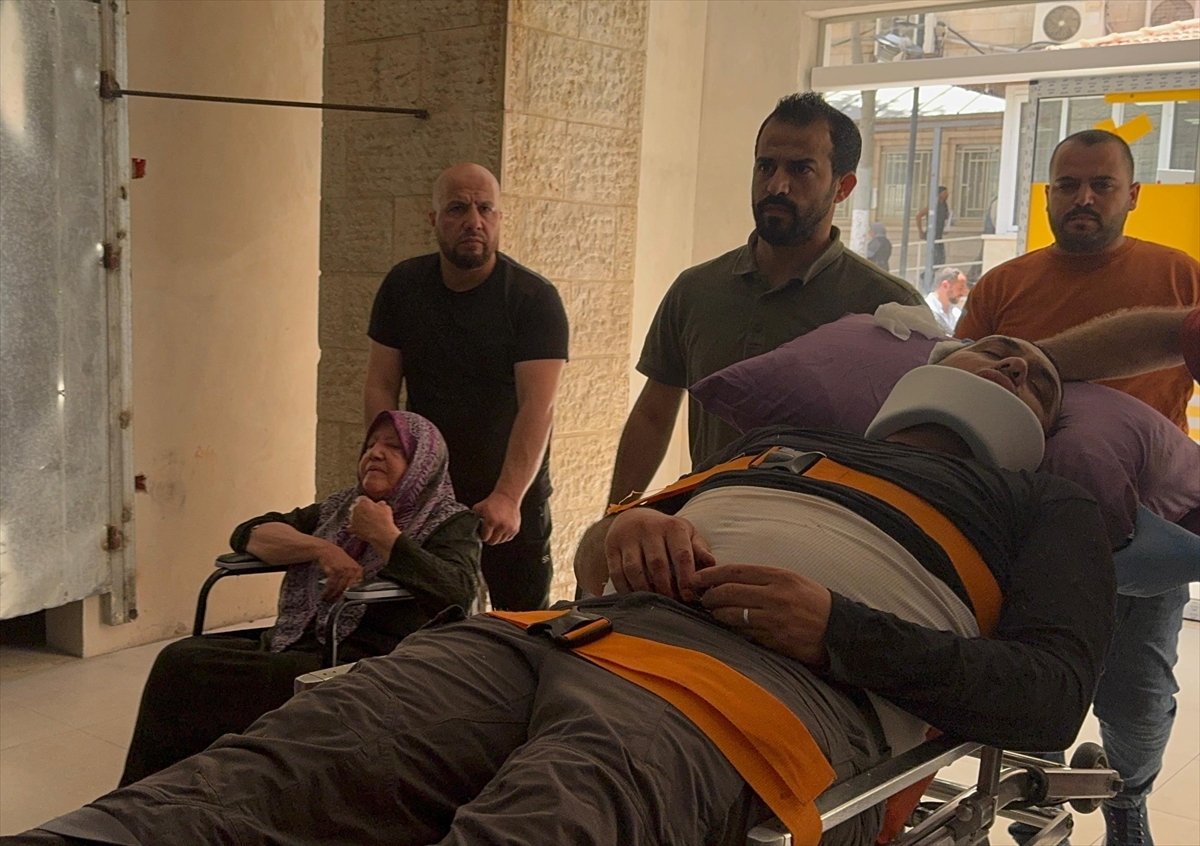 A A 20250527 38096490 38096486 A A F O T O M U H A B I R I F I L I S T I N T O P R A K L A R I N I G A S B E D E N I S R A I L L I L E R I N S A L D I R I S I N D A Y A R A L A N D I