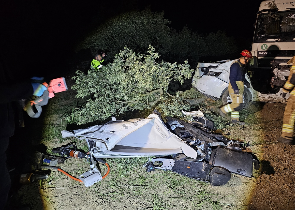 A A 20250530 38127553 38127550 B U R S A D A O T O M O B I L I L E T I R I N C A R P I S T I G I K A Z A D A 1 K I S I O L D U 1 K I S I Y A R A L A N D I