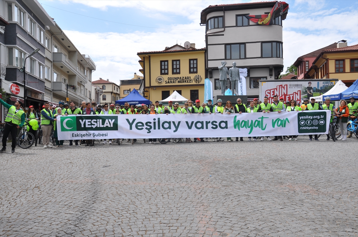 A A 20250601 38151653 38151651 E S K I S E H I R D E Y E S I L A Y I N G E L E N E K S E L B I S I K L E T T U R U Y A P I L D I