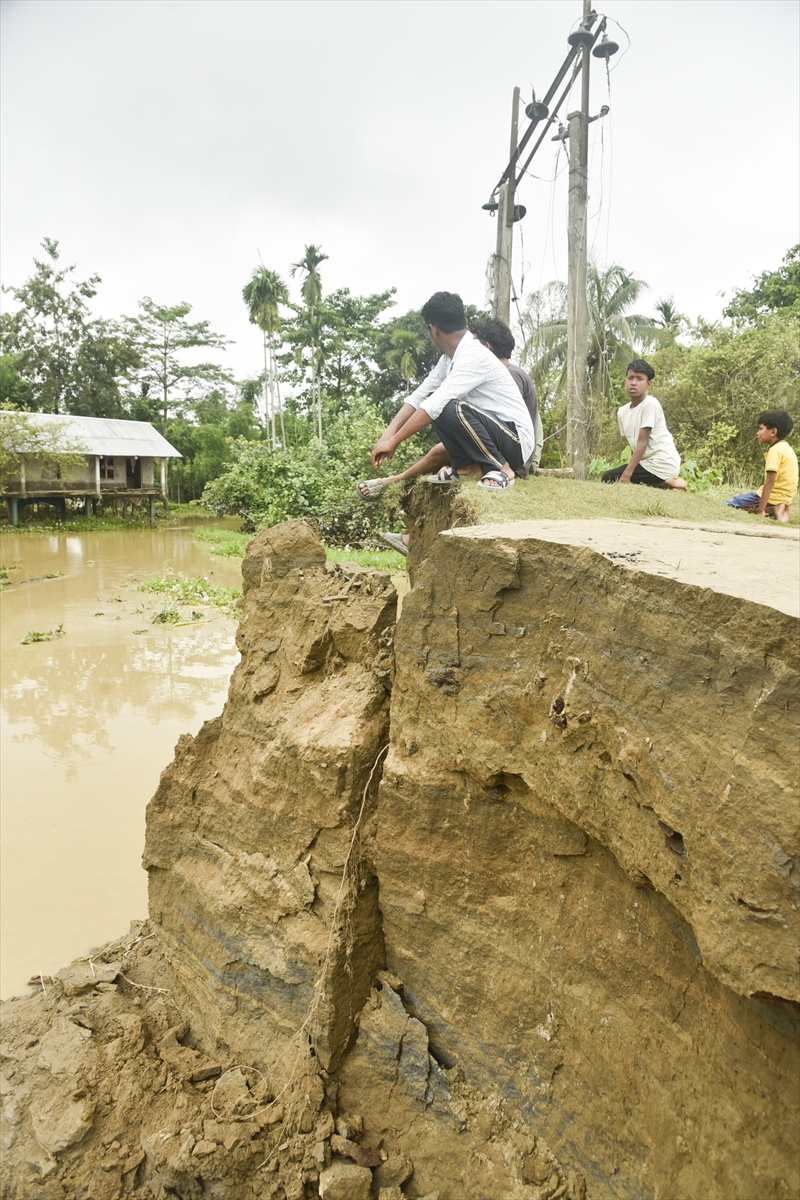 A A 20250601 38151861 38151858 H I N D I S T A N D A S I D D E T L I Y A G I S L A R N E D E N I Y L E E N A Z 26 K I S I O L D U