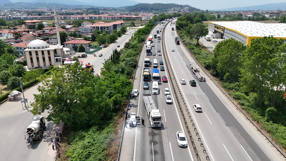 A A 20250602 38162490 38162486 A N A D O L U O T O Y O L U N U N S A K A R Y A K E S I M I N D E O T O M O B I L D E C I K A N Y A N G I N S O N D U R U L D U