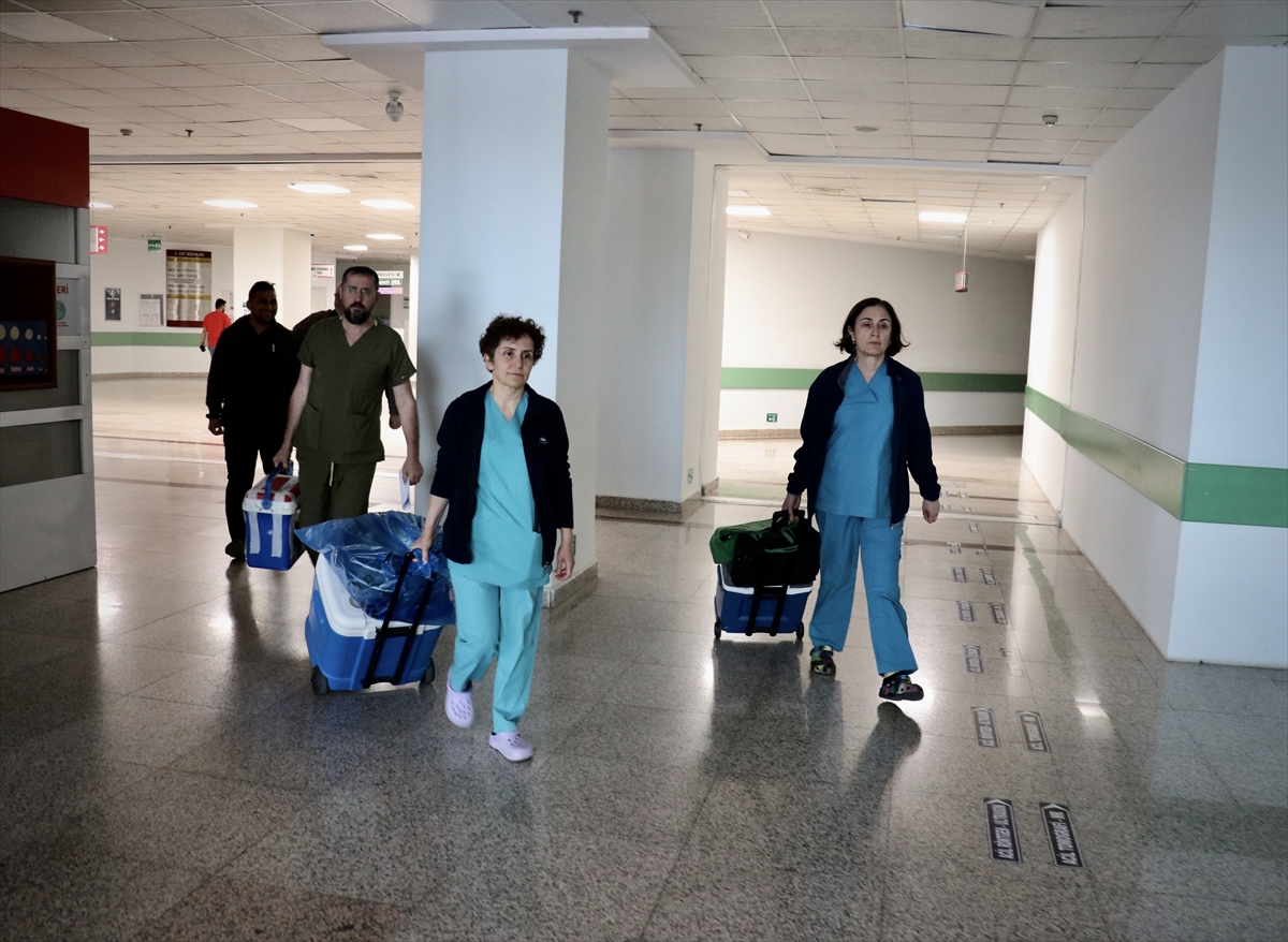 A A 20250608 38218020 38218014 S A M S U N D A B E Y I N O L U M U G E R C E K L E S E N K A D I N I N O R G A N L A R I 3 K I S I Y E U M U T O L D U