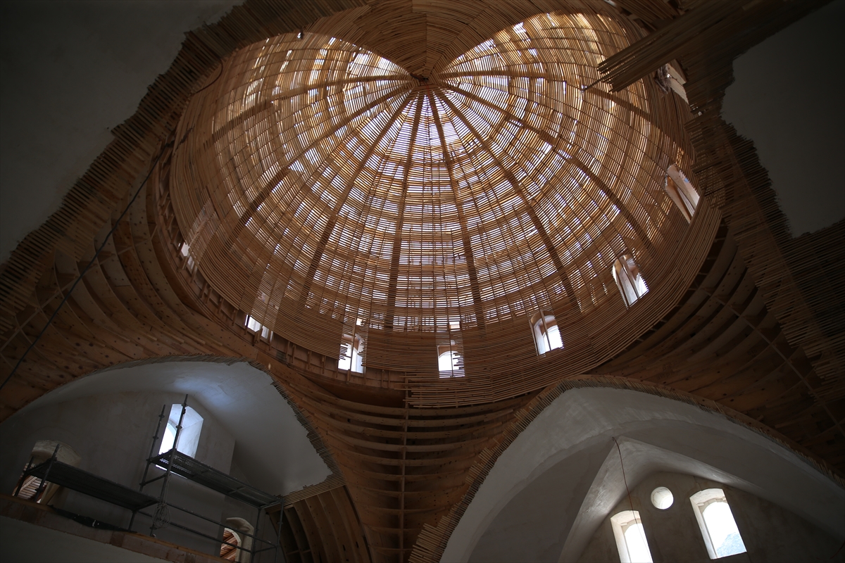 A A 20250608 38221340 38221333 D E P R E M D E H A S A R A L A N H A B I B I N E C C A R C A M I S I N I N R E S T O R A S Y O N C A L I S M A L A R I S U R U Y O R