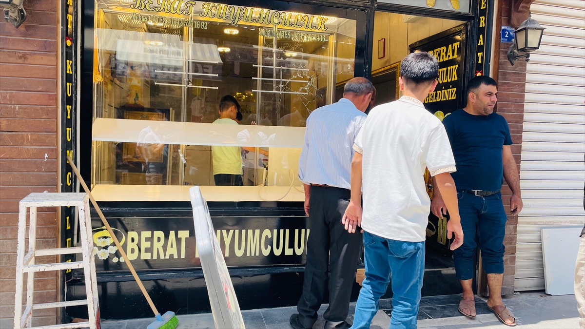 A A 20250609 38229676 38229674 S A N L I U R F A D A K U Y U M C U D A N S I L A H L I S O Y G U N G I R I S I M I G U V E N L I K K A M E R A S I N D A