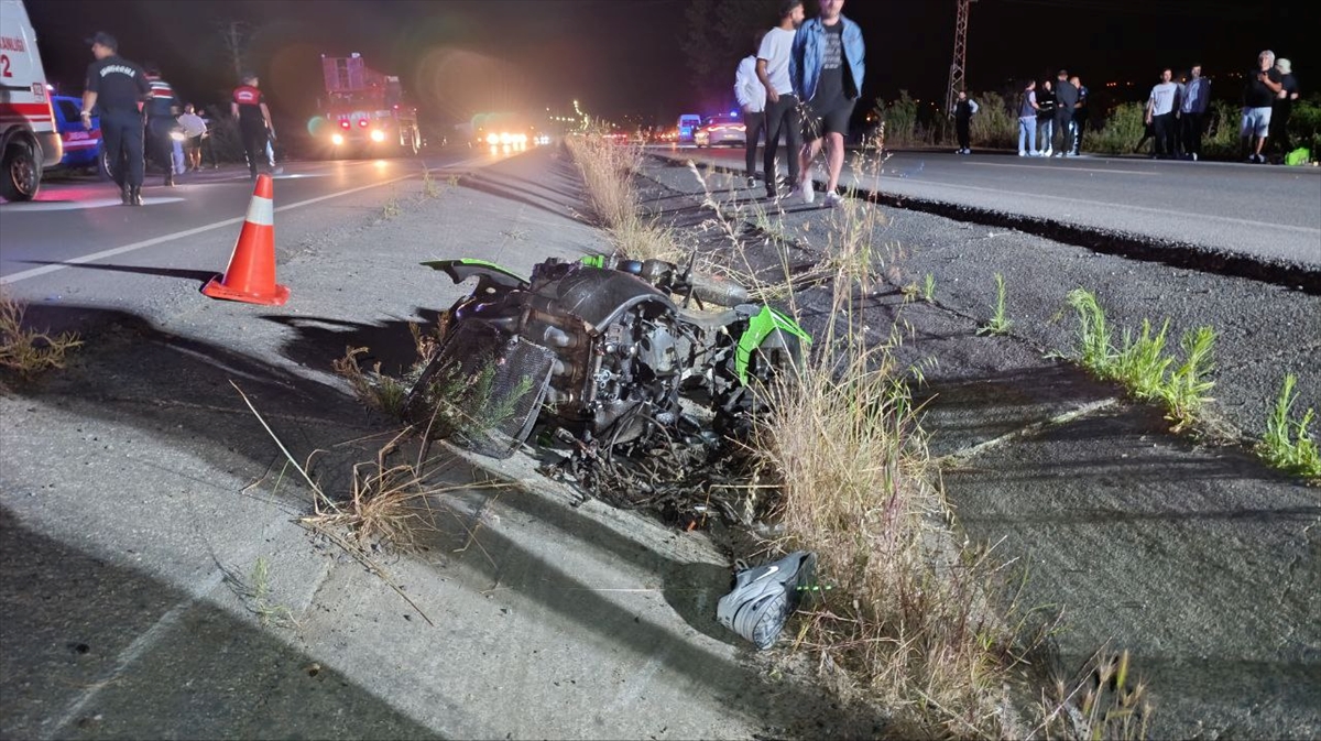 A A 20250617 38309032 38309026 S A K A R Y A D A O T O M O B I L I L E I K I M O T O S I K L E T I N C A R P I S M A S I S O N U C U 1 K I S I O L D U 3 K I S I Y A R A L A N D I