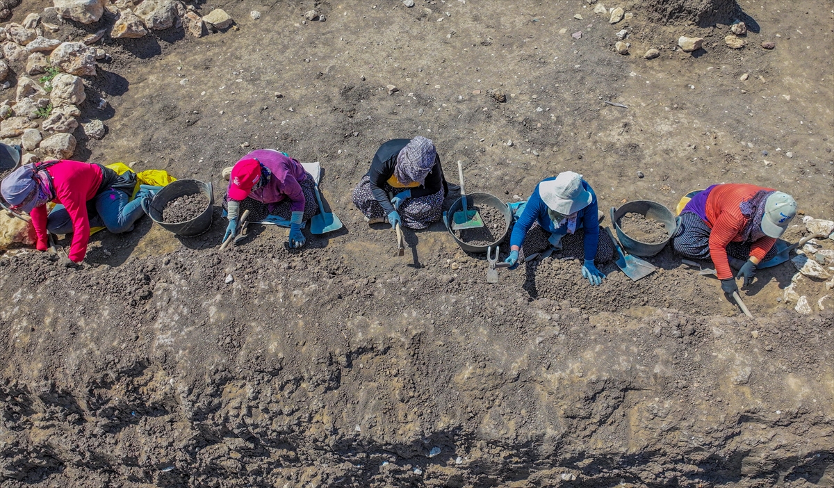 A A 20250619 38326745 38326738 D I Y A R B A K I R C A Y O N U T E P E S I N I N K A D I N I S C I L E R I T A R I H K A Z I Y O R