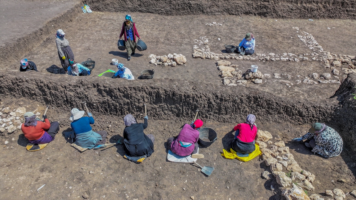 A A 20250619 38326745 38326743 D I Y A R B A K I R C A Y O N U T E P E S I N I N K A D I N I S C I L E R I T A R I H K A Z I Y O R