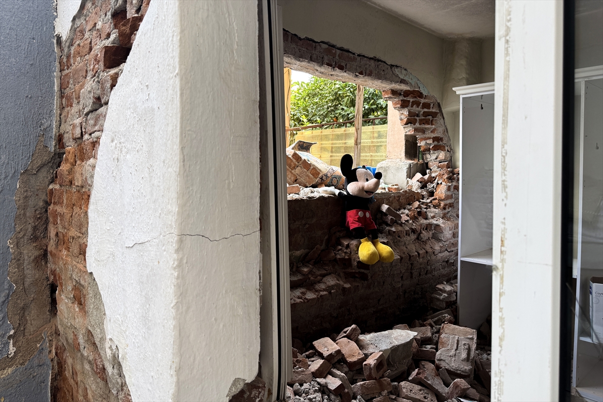 A A 20250621 38346395 38346381 I Z M I R D E T U N E L I N S A A T I N E D E N I Y L E E V L E R I Z A R A R G O R E N M A H A L L E S A K I N L E R I C O Z U M I S T I Y O R