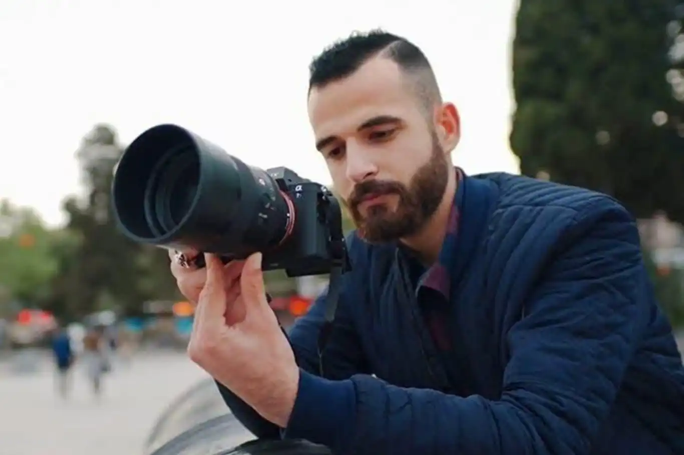 E026A91E 2B3D 428A 912C 9068C96004B5