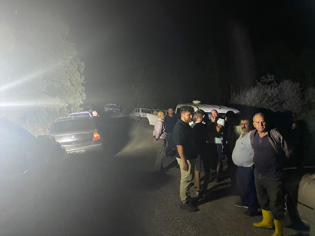 A A 20250707 38491076 38491075 C A N A K K A L E D E D E R E K E N A R I N D A K A Y B O L A N E S K I M U H T A R I C I N A R A M A C A L I S M A S I B A S L A T I L D I