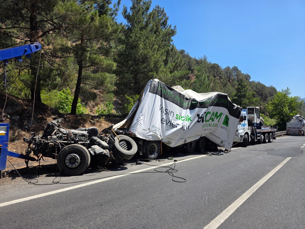 A A 20250710 38524325 38524322 A D A N A D A 3 T I R I N C A R P I S T I G I Z I N C I R L E M E K A Z A D A 1 K I S I O L D U 2 K I S I Y A R A L A N D I