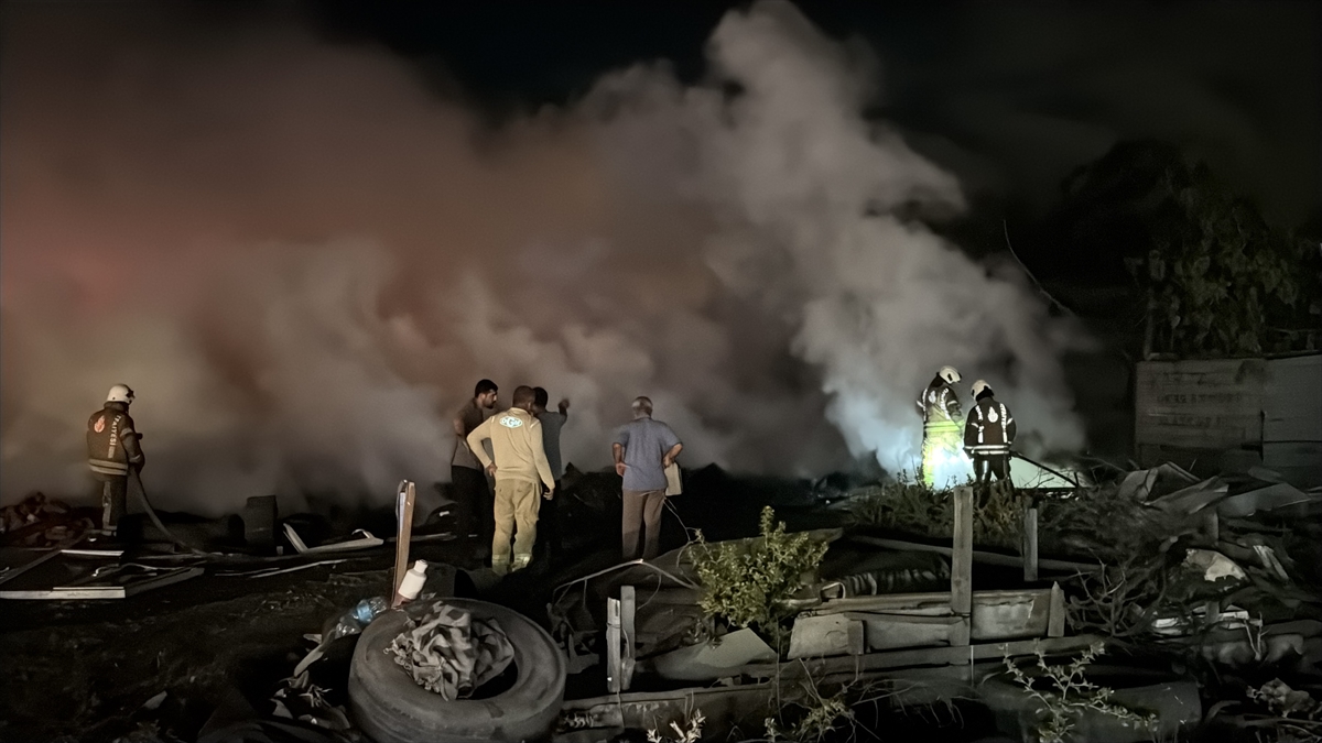 A A 20250711 38530379 38530376 E Y U P S U L T A N D A L A S T I K D E P O S U N D A C I K A N Y A N G I N S O N D U R U L D U