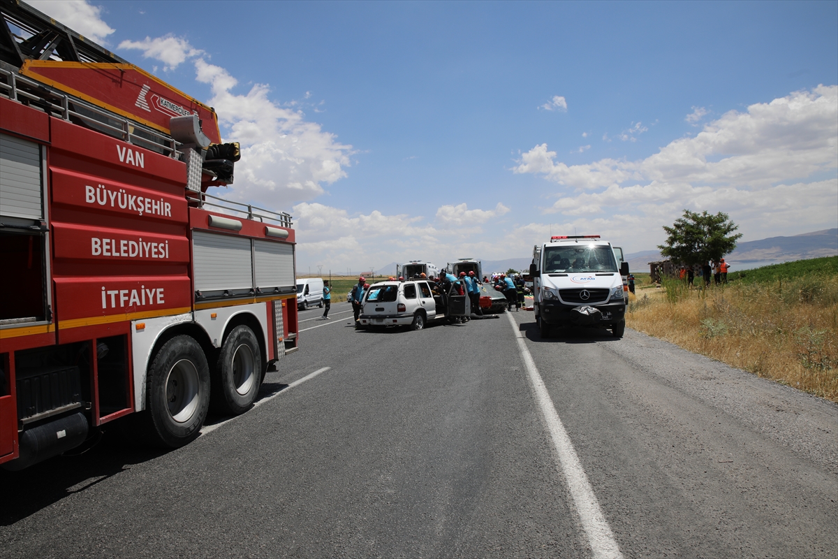 A A 20250711 38534968 38534965 V A N D A G E R C E G I N I A R A T M A Y A N T R A F I K K A Z A S I T A T B I K A T I