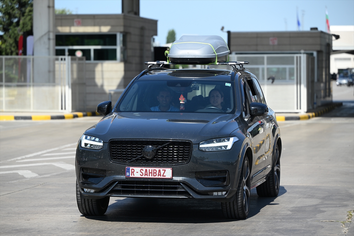 A A 20250713 38547843 38547831 G U R B E T C I L E R I N S I N I R K A P I L A R I N D A N Y U R D A G I R I S L E R I D E V A M E D I Y O R