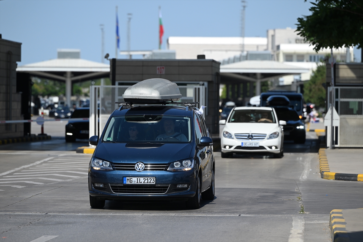 A A 20250713 38547843 38547832 G U R B E T C I L E R I N S I N I R K A P I L A R I N D A N Y U R D A G I R I S L E R I D E V A M E D I Y O R