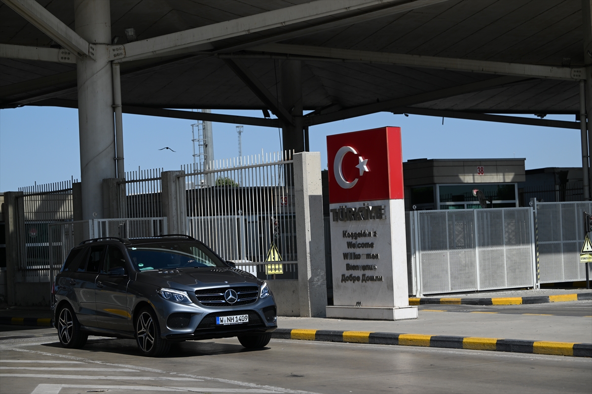 A A 20250713 38547843 38547838 G U R B E T C I L E R I N S I N I R K A P I L A R I N D A N Y U R D A G I R I S L E R I D E V A M E D I Y O R