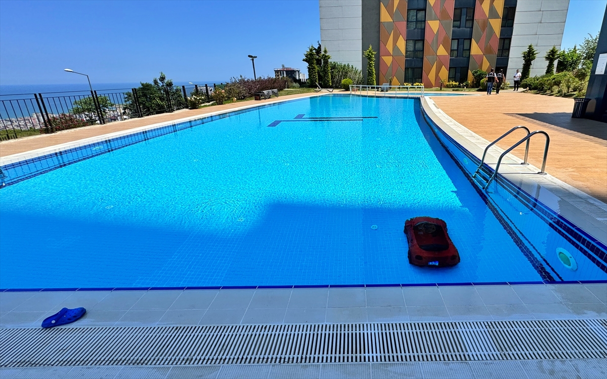 A A 20250713 38548037 38548034 S A M S U N D A A K U L U A R A B A S I Y L A H A V U Z A D U S E N 4 Y A S I N D A K I C O C U K B O G U L M A T E H L I K E S I G E C I R D I