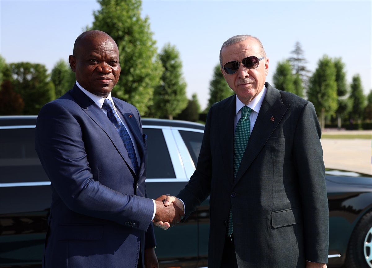 A A 20250731 38716173 38716163 C U M H U R B A S K A N I E R D O G A N G A B O N C U M H U R B A S K A N I O L I G U I N G U E M A Y I R E S M I T O R E N L E K A R S I L A D I