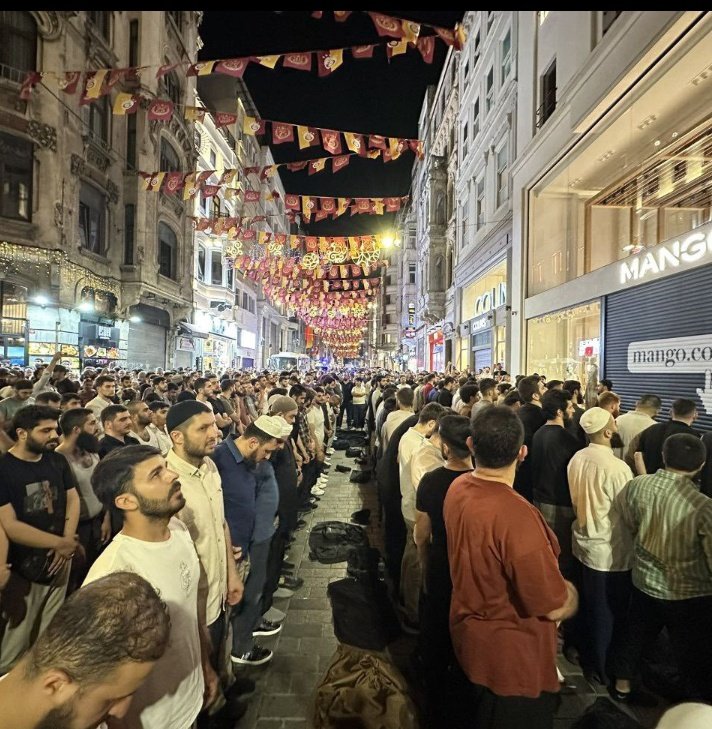 Guuk Tu U W A A E Pt L W