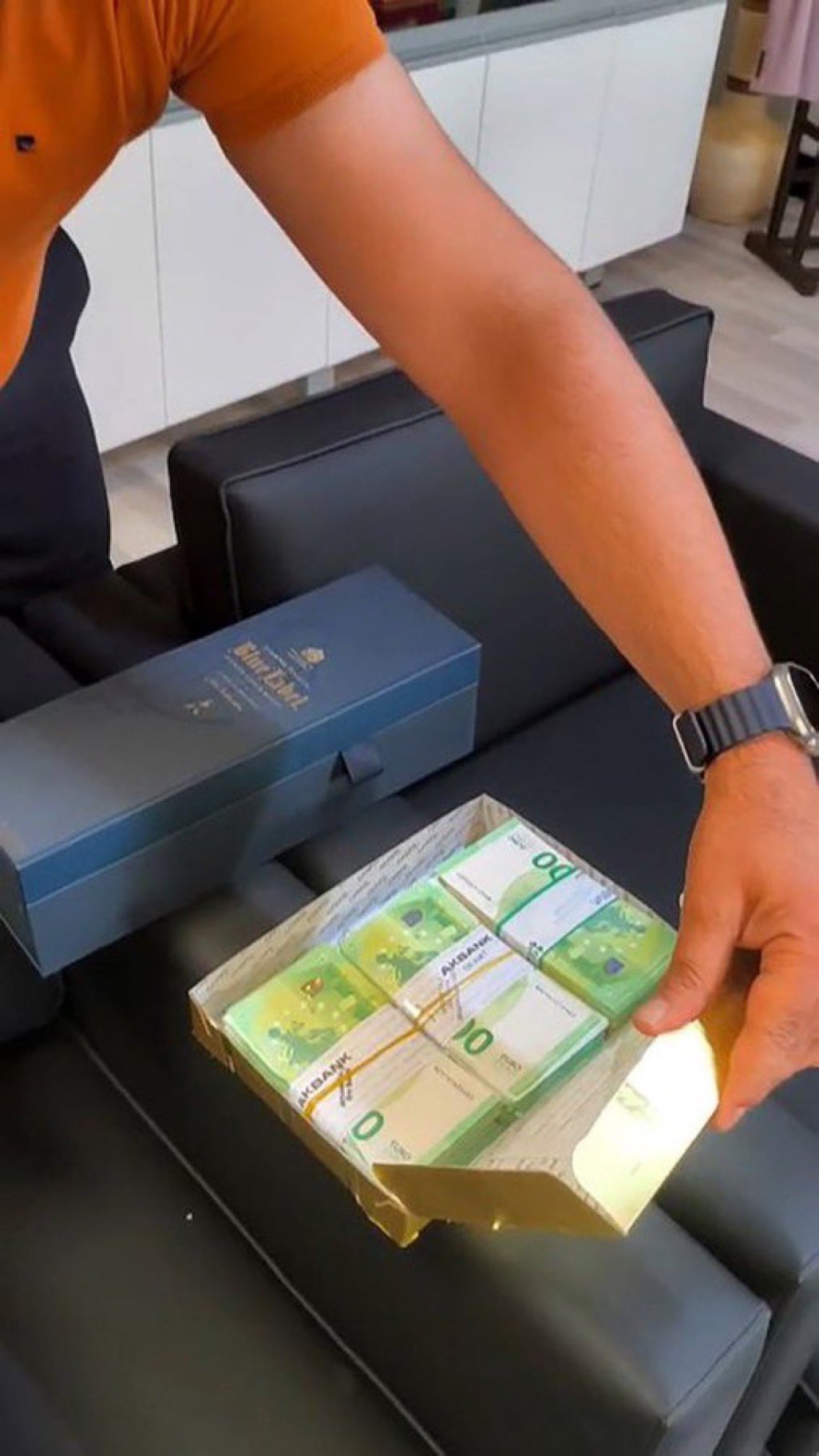 Gv Bvl Am Ws A A6 A Jm