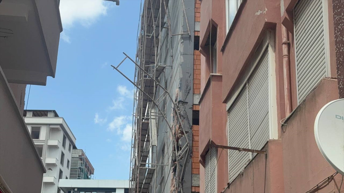 A A 20250803 38737224 38737223 K U C U K C E K M E C E D E K E N T S E L D O N U S U M I C I N B O S A L T I L A N A P A R T M A N Y I K I M S I R A S I N D A C O K T U