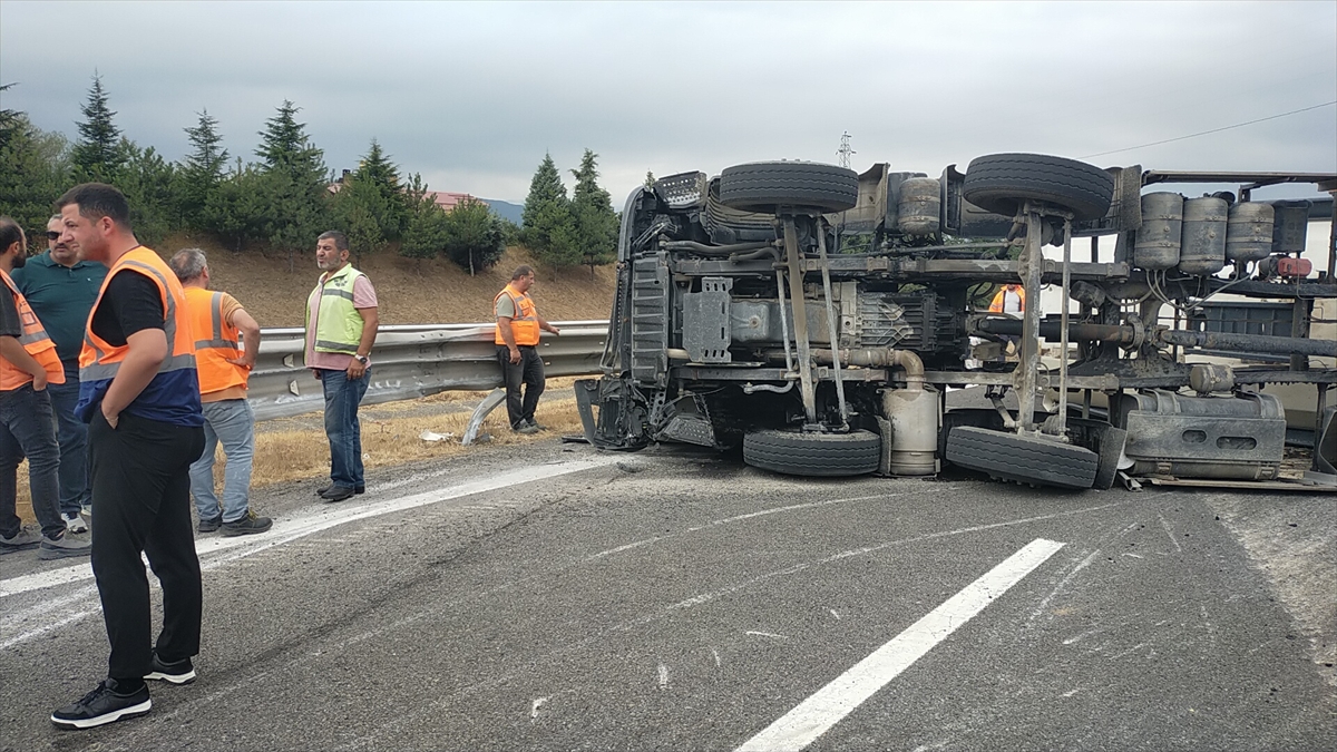 A A 20250820 38874581 38874579 A N A D O L U O T O Y O L U N U N B O L U D A G I K E S I M I N D E K A M Y O N D E V R I L D I I S T A N B U L Y O N U U L A S I M A K A P A N D I