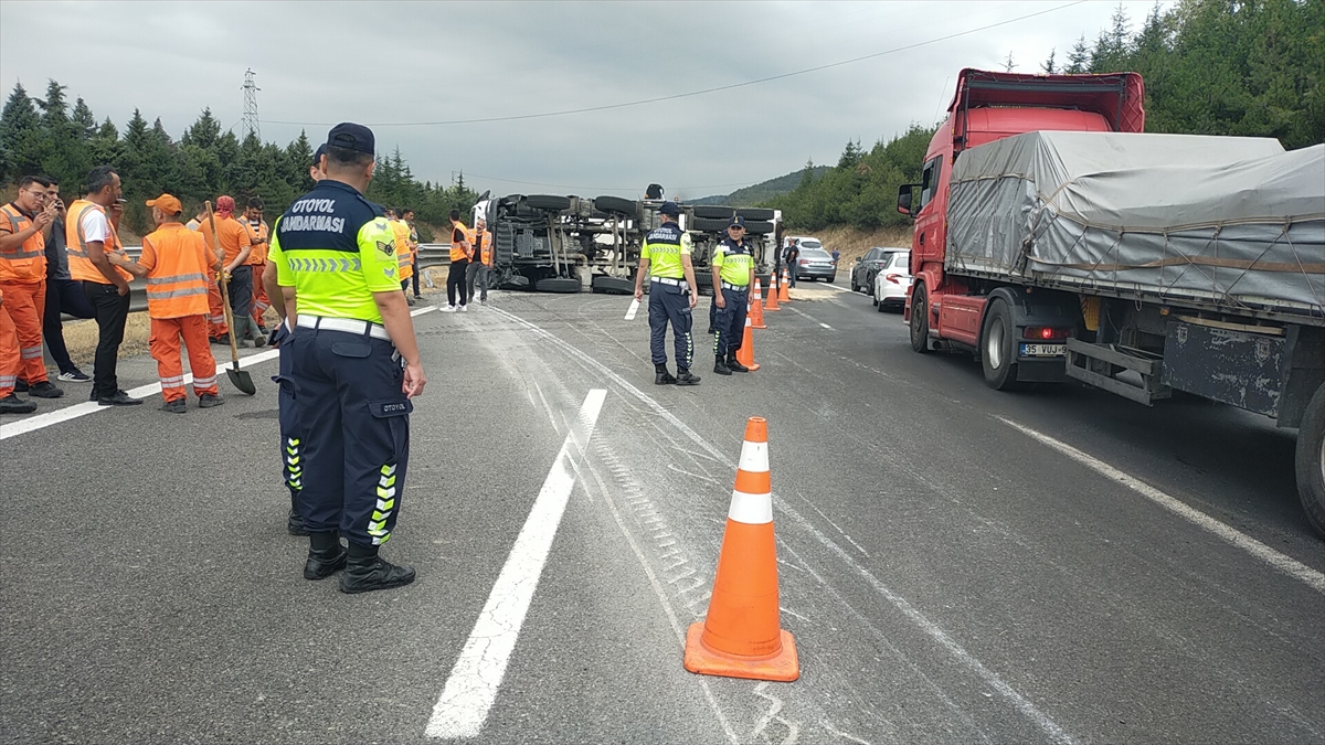 A A 20250820 38874581 38874580 A N A D O L U O T O Y O L U N U N B O L U D A G I K E S I M I N D E K A M Y O N D E V R I L D I I S T A N B U L Y O N U U L A S I M A K A P A N D I