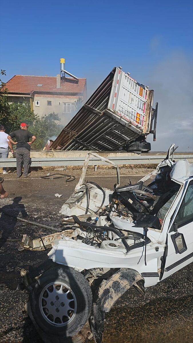 A A 20250823 38904292 38904289 K O N Y A D A O T O M O B I L I L E C E K I C I N I N C A R P I S T I G I K A Z A D A 3 K I S I O L D U