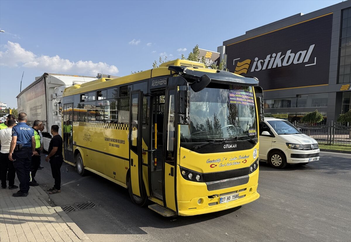 A A 20250830 38968718 38968716 G A Z I A N T E P T E T I R I N O Z E L H A L K O T O B U S U N E C A R P T I G I K A Z A D A 3 K I S I Y A R A L A N D I