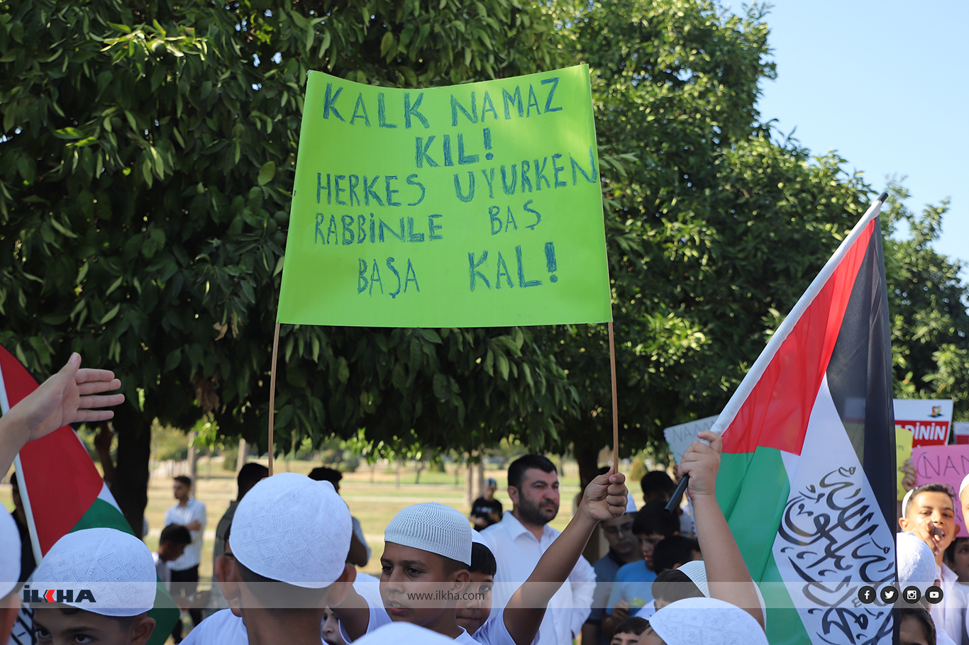 7Ead8Df2 A9Ea 42E5 B1B2 87D2E7C17Bc1