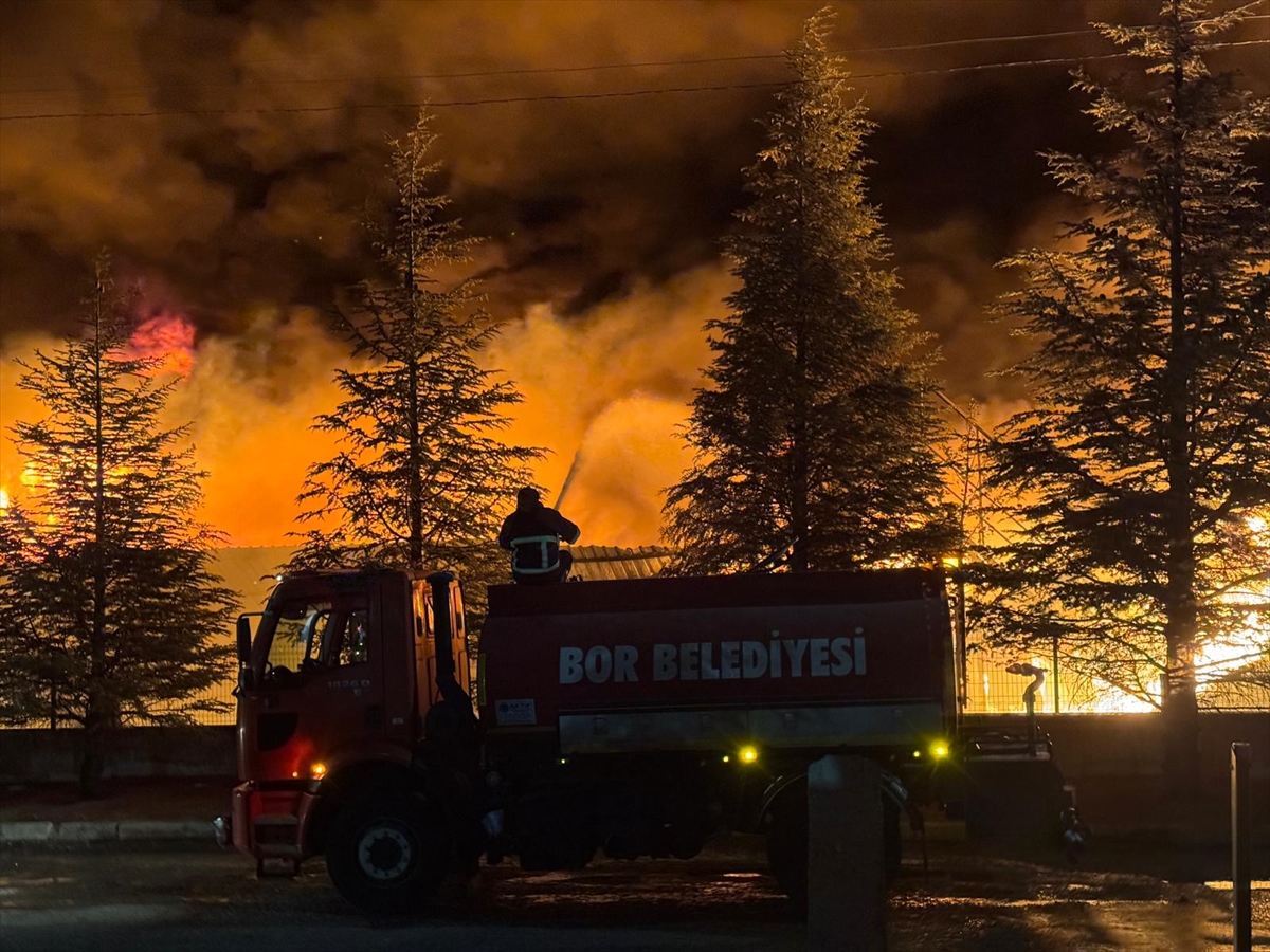 A A 20250904 39022396 39022391 N I G D E D E A M B A L A J F A B R I K A S I N D A C I K A N Y A N G I N A M U D A H A L E E D I L I Y O R