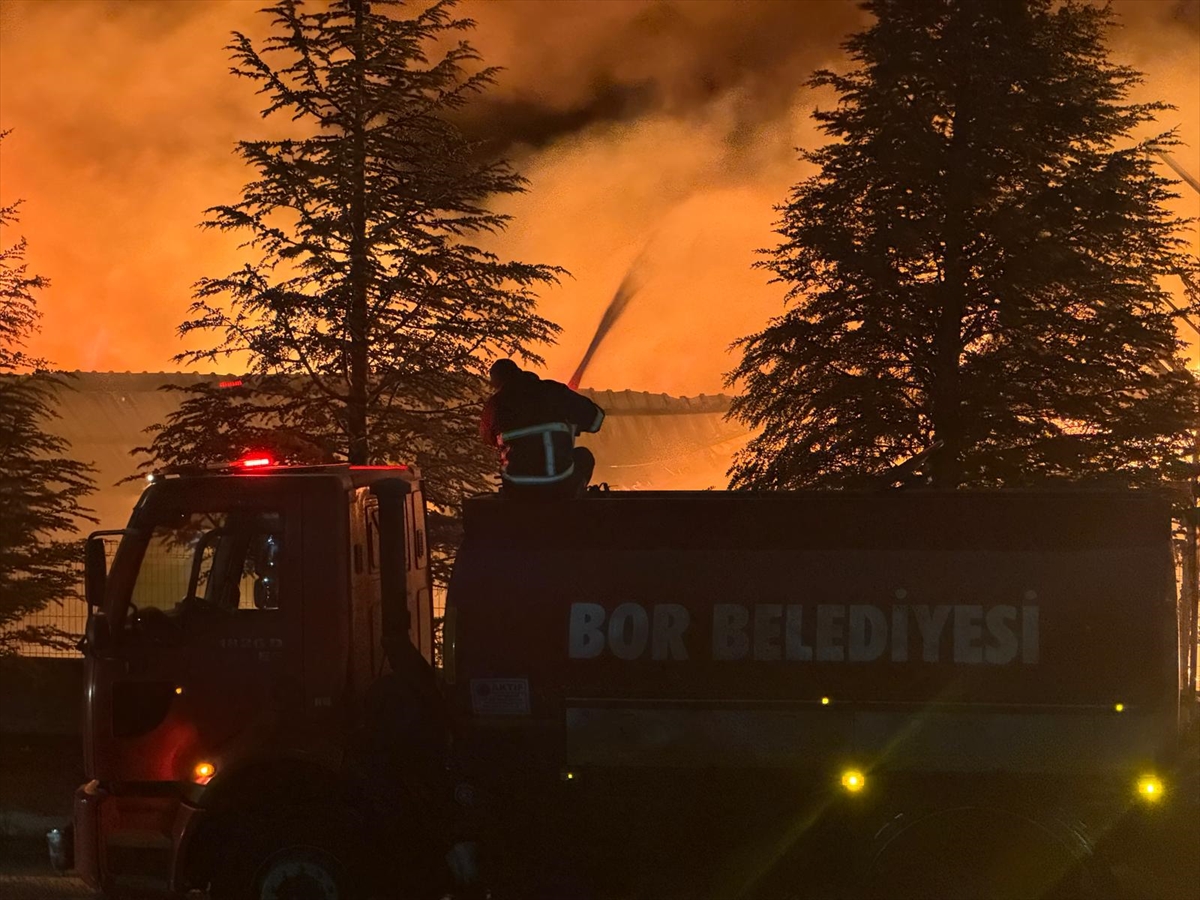 A A 20250904 39022396 39022395 N I G D E D E A M B A L A J F A B R I K A S I N D A C I K A N Y A N G I N A M U D A H A L E E D I L I Y O R