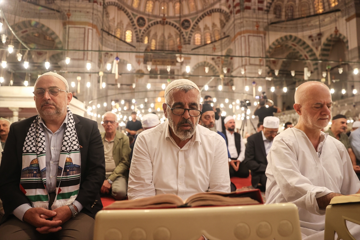 A A 20250907 39042695 39042690 I S T A N B U L D A A I L E L E R S A B A H N A M A Z I N D A B I R A R A Y A G E L D I