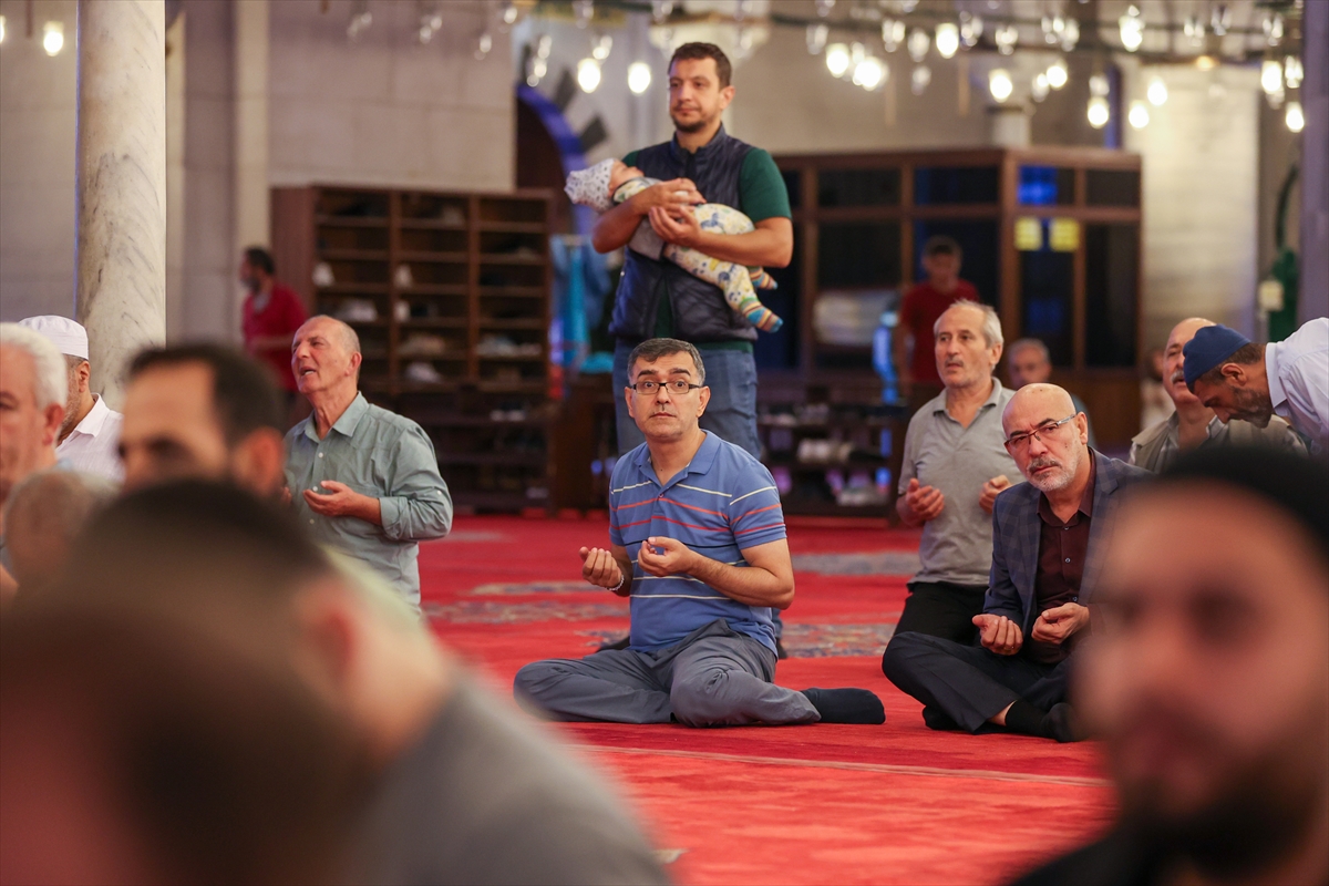 A A 20250907 39042695 39042694 I S T A N B U L D A A I L E L E R S A B A H N A M A Z I N D A B I R A R A Y A G E L D I