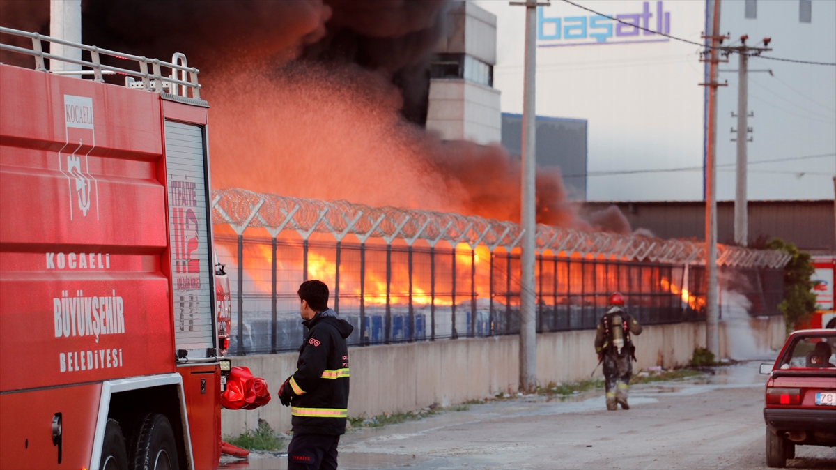 A A 20250912 39089699 39089698 K O C A E L I D E L O J I S T I K D E P O S U N D A C I K A N Y A N G I N A M U D A H A L E E D I L I Y O R