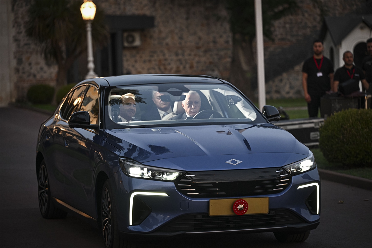 A A 20250913 39099446 39099430 C U M H U R B A S K A N I E R D O G A N A T O G G U N Y E N I M O D E L I T10 F H E D I Y E E D I L D I